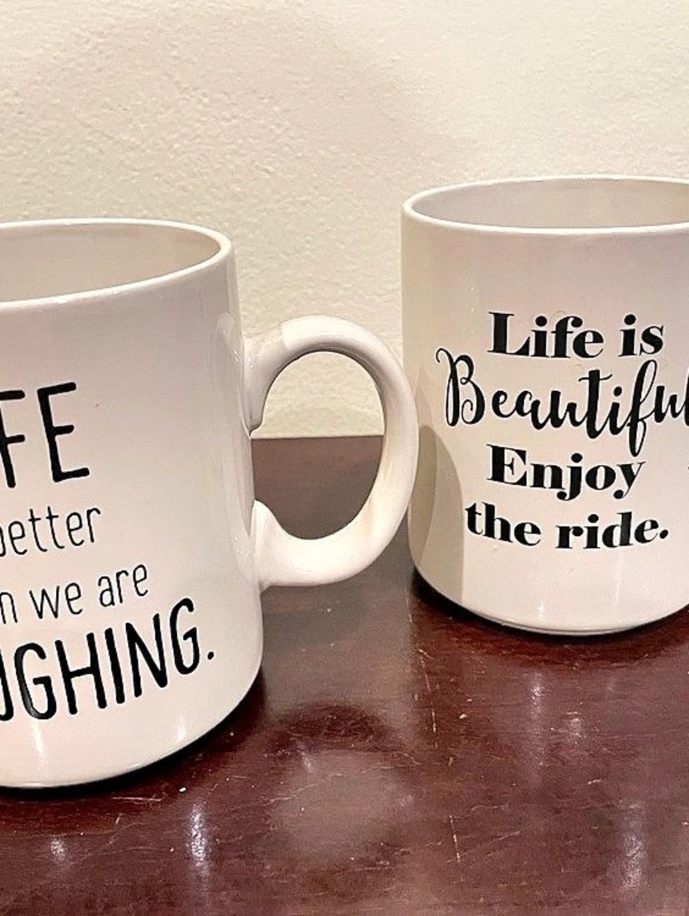 Set of 2 White Quote Mugs